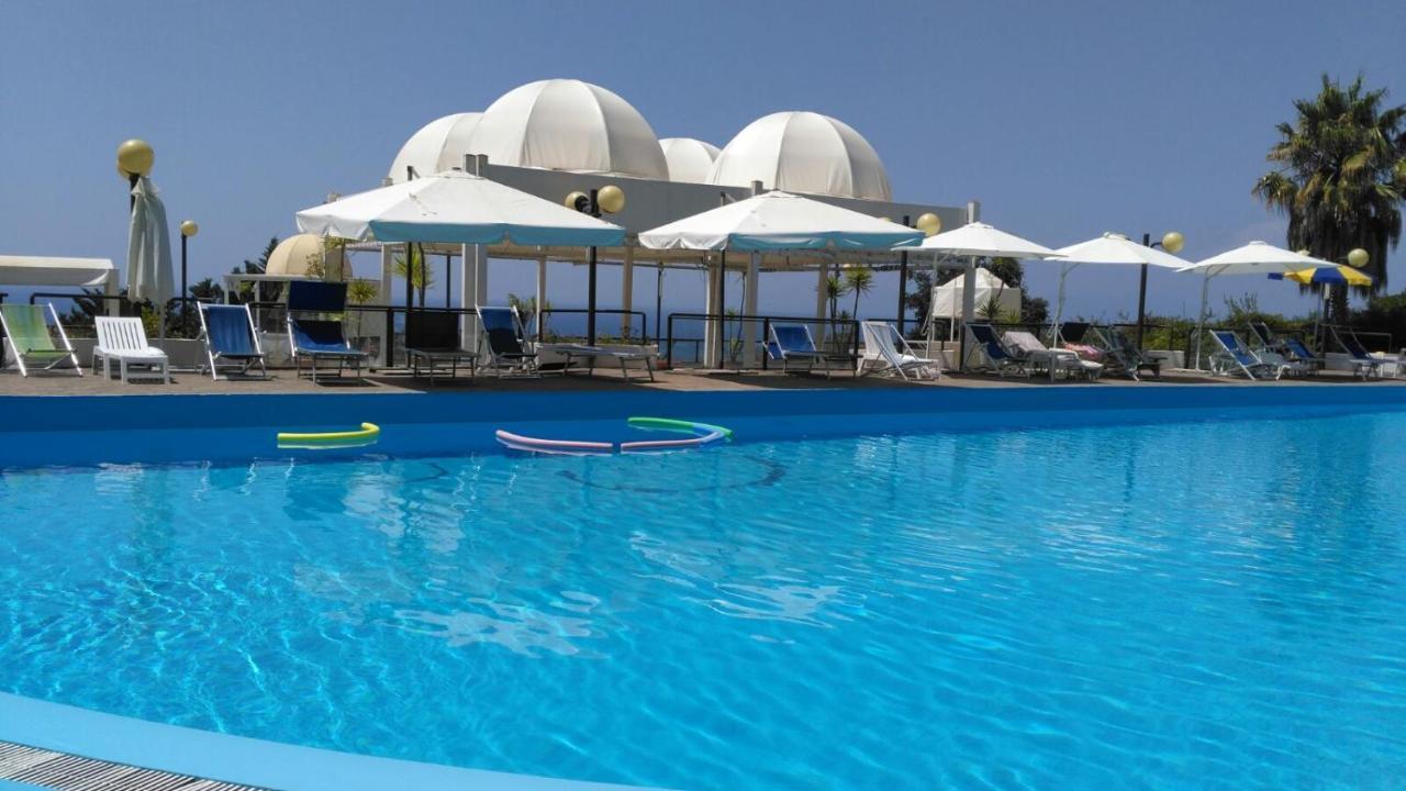 Aparthotel Le Terrazze Agropoli Exterior foto
